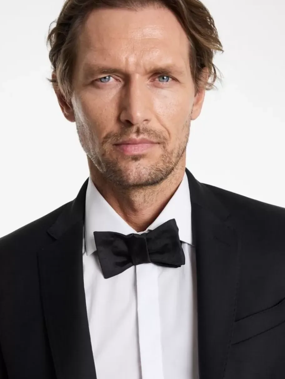 BONI BOWTIE