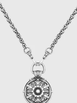 FLORAL PENDANT NECKLACE