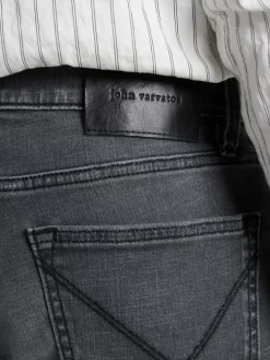 J702 - ETHAN WASH