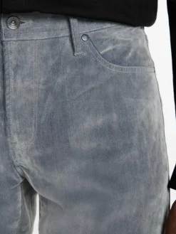 J702 - FLOCKED DENIM